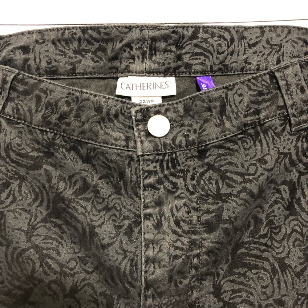 Floral Faux Velvet Pull On Pants‎ Size 22WP Stretch Evening Casual Catherines - Picture 3 of 16